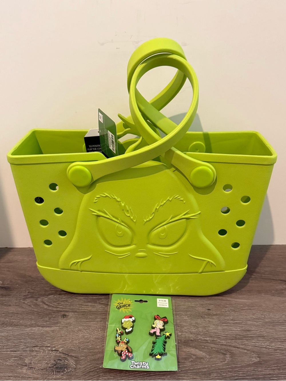 VIRAL TIKTOK!! Grinch-Themed Green Tote Bag with Charms- NWT